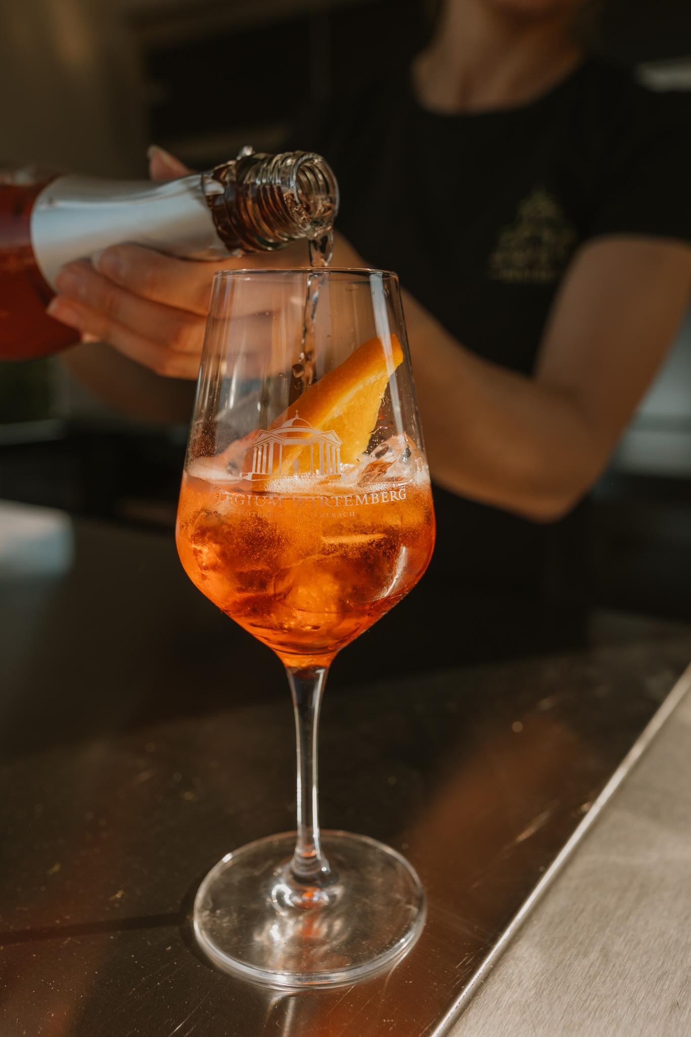 1819_bistro_weinausschank2